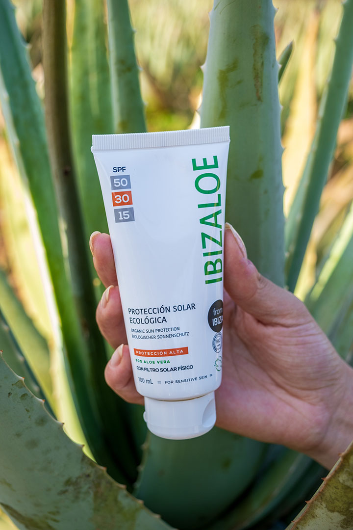 PROTECCIÓN SOLAR SPF 30 HIDRATANTE CON ALOE VERA 100 ml - Imagen 3