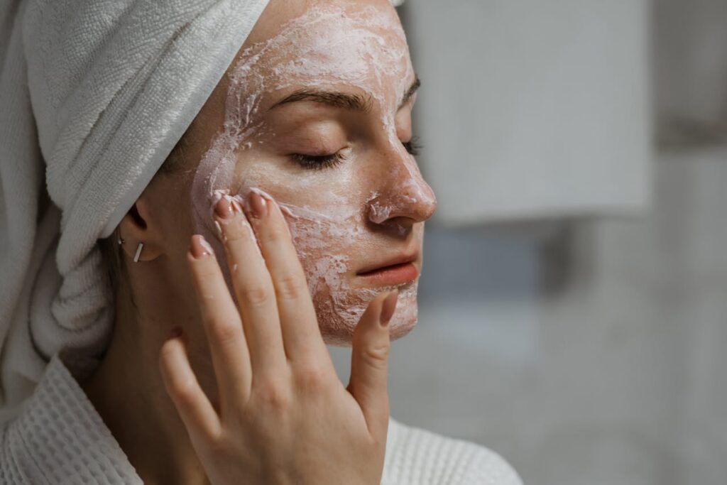 Cómo usar una crema multiusos de Aloe Vera